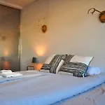 아파트 Arctic Retro Luxe - Center One Bedroom *