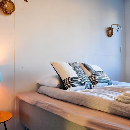 Апартаменты Arctic Retro Luxe - Center One Bedroom *