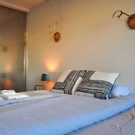 Huoneisto Arctic Retro Luxe - Center One Bedroom *