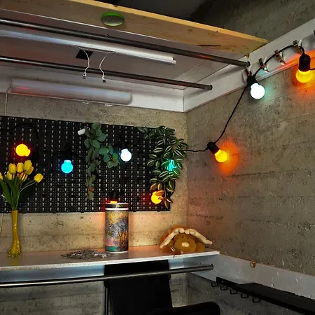 Arctic Retro Luxe - Center One Bedroom